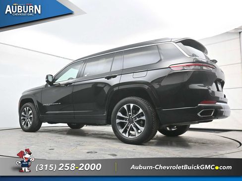 Used 2024 Jeep Grand Cherokee L Overland w/ Trailer Tow Package image 18