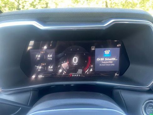 New 2025 GMC Canyon Elevation w/ Convenience Package image 16