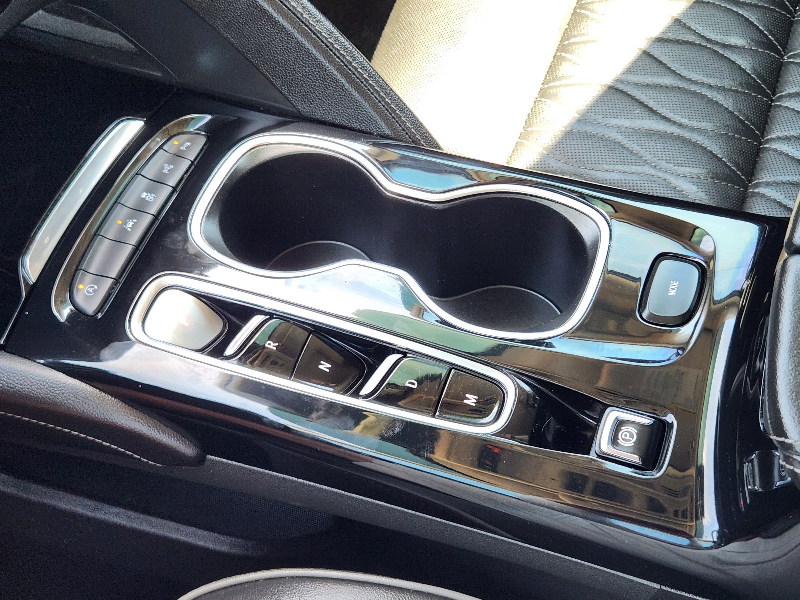Used 2023 Buick Envision Avenir FWD image 22