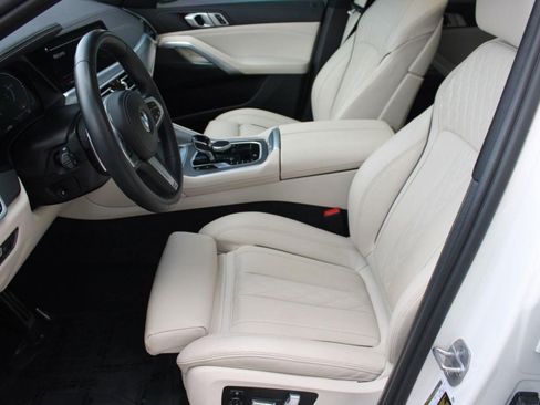 Used 2023 BMW X6 xDrive40i w/ M Sport Package image 5