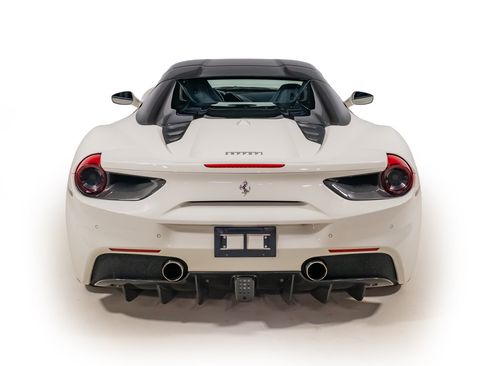 Certified 2017 Ferrari 488 Spider RWD image 6