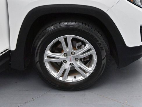 Used 2020 GMC Terrain SLE w/ Driver Convenience Package AWD/4WD image 31