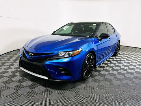 Used 2019 Toyota Camry XSE w/ Navigation Package image 7