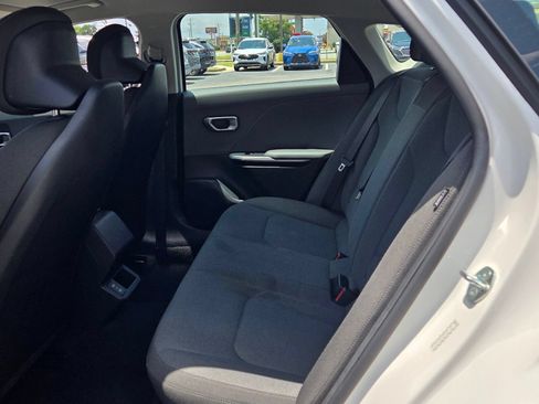 Used 2025 Kia K4 FWD image 6