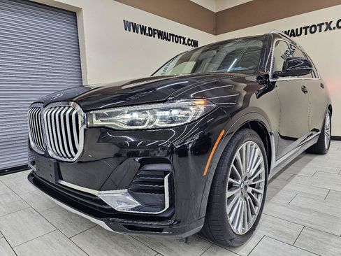 Used 2020 BMW X7 xDrive40i w/ Premium Package AWD/4WD image 2