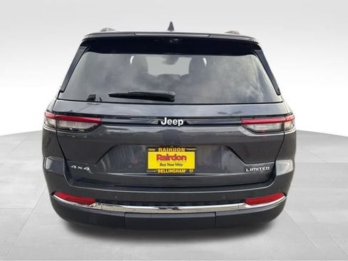 Used 2024 Jeep Grand Cherokee Limited w/ Luxury Tech Group II image 9