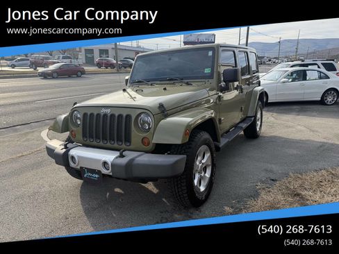 Used 2013 Jeep Wrangler Unlimited Sahara w/ Connectivity Group image 1