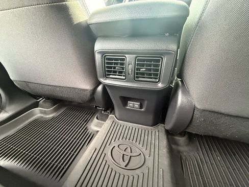 Used 2023 Toyota RAV4 SE image 35