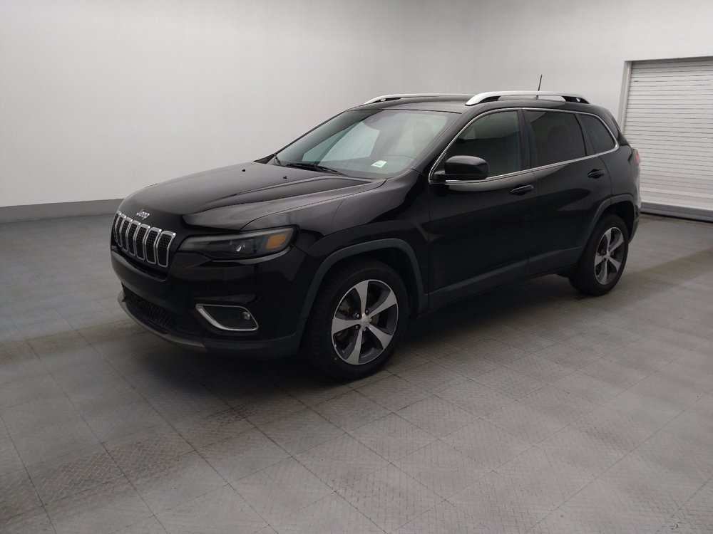 Used 2019 Jeep Cherokee Limited w/ Technology Group FWD image 2