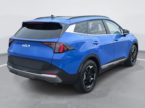 New 2026 Kia Sportage EX w/ EX Panorama Roof Package image 5