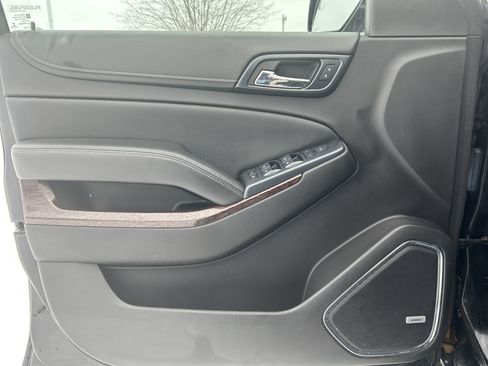 Used 2015 GMC Yukon XL SLE image 15