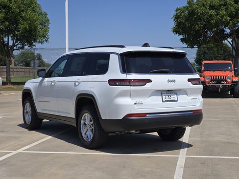 New 2026 Jeep Grand Cherokee L Laredo AWD/4WD image 3