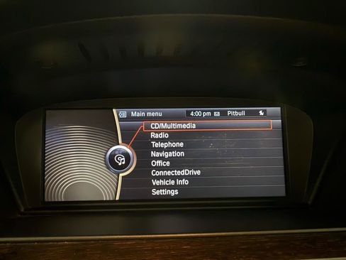 Used 2013 BMW 328i Convertible w/ M Sport Pkg image 19