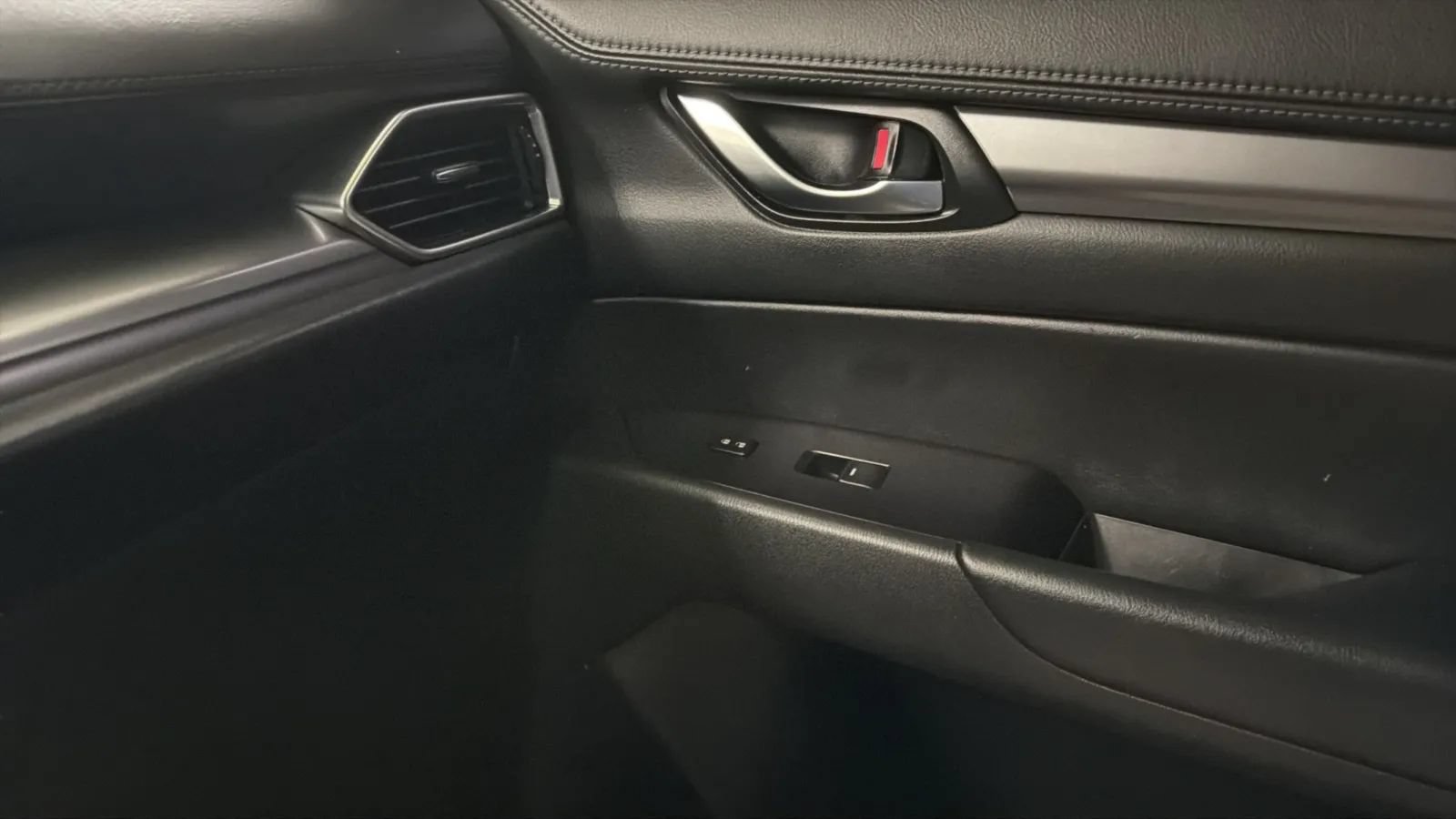 Used 2019 MAZDA CX-5 Touring FWD image 15