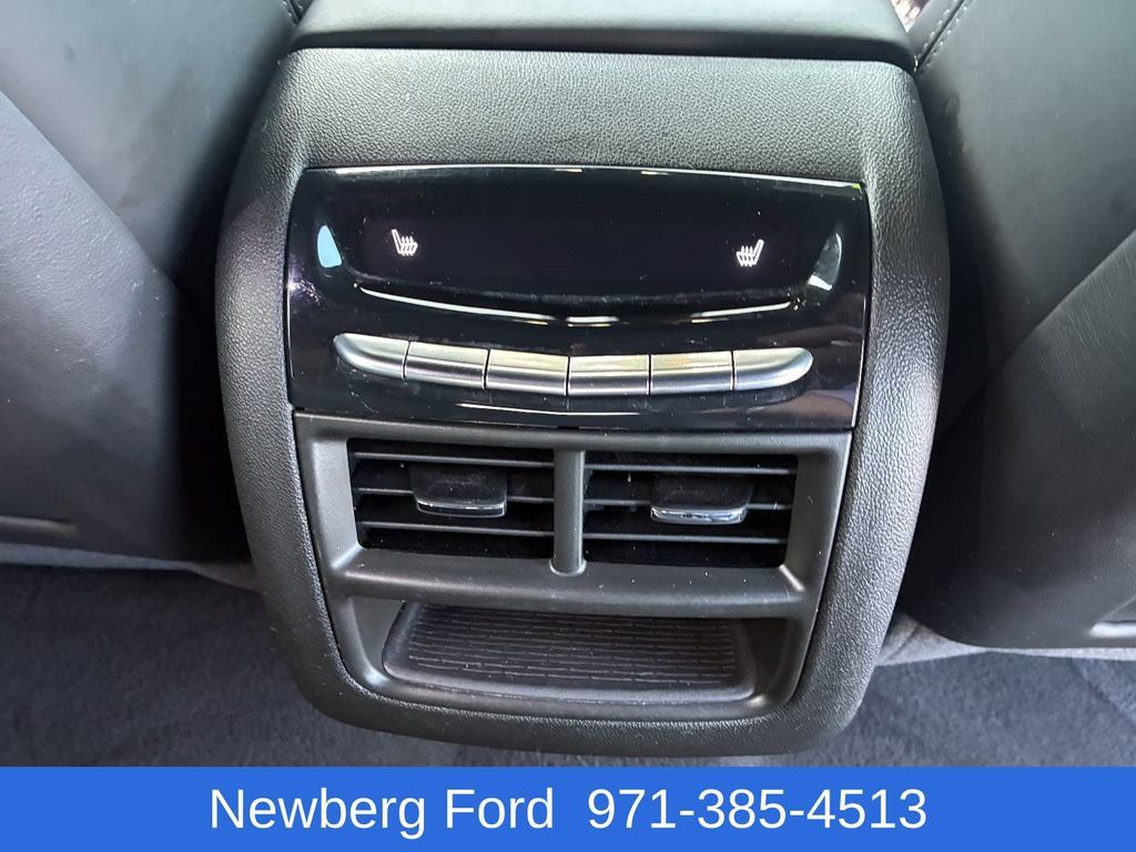 Used 2024 Cadillac XT5 Sportv w/ Platinum Package AWD/4WD image 31