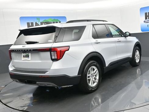 New 2026 Ford Explorer Active w/ Active Comfort Package image 5