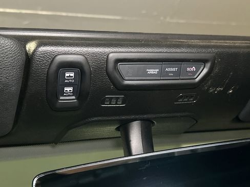 Used 2021 Jeep Wrangler Unlimited Sahara w/ Cold Weather Group image 25