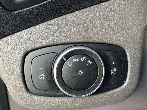 Used 2020 Ford Transit Connect XL FWD image 15