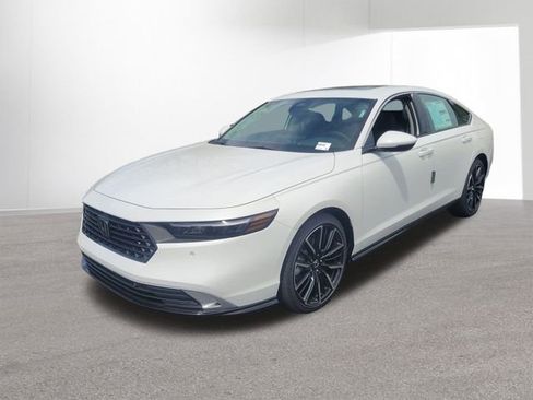 New 2026 Honda Accord Touring image 11