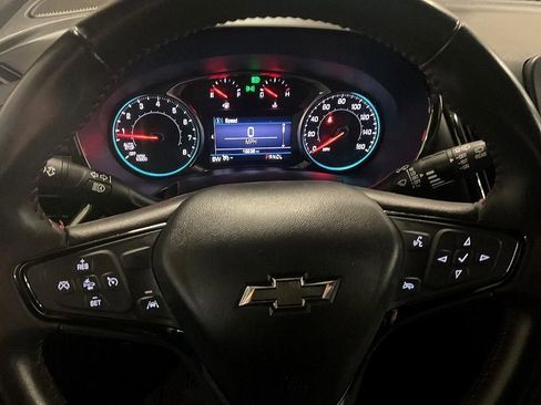 Used 2022 Chevrolet Equinox RS image 36