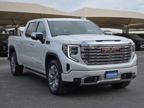Certified 2022 GMC Sierra 1500 Denali w/ Denali Reserve Package image 3