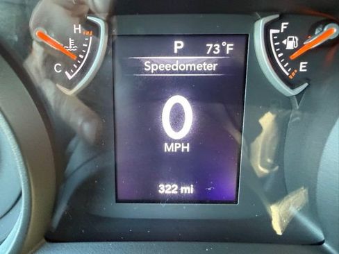 Used 2024 Jeep Gladiator Sport image 16