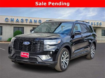 New 2025 Ford Explorer ST-Line w/ Premium Package