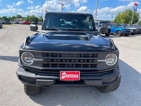 Used 2022 Ford Bronco 2-Door AWD/4WD image 3