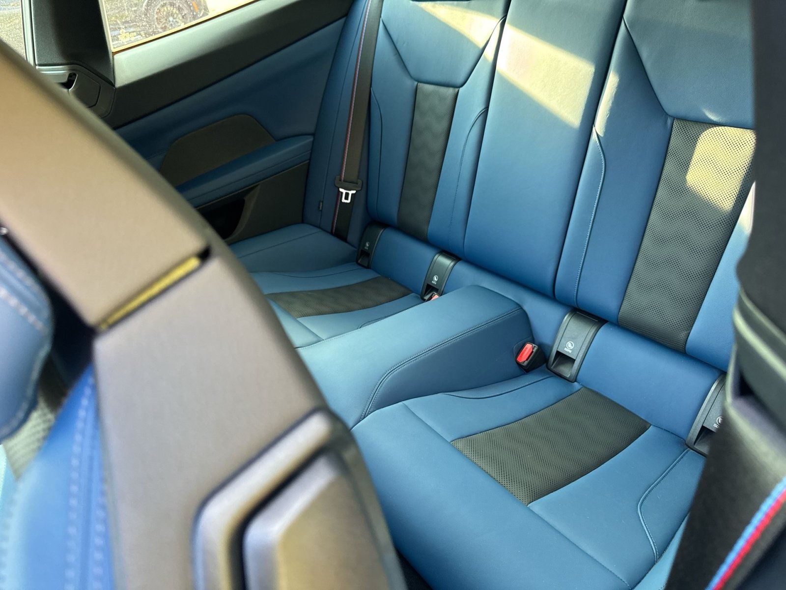 Used 2024 BMW M4 Coupe w/ Executive Package RWD image 25