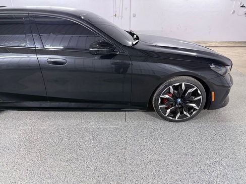 Used 2024 BMW i5 M60 w/ Premium Package AWD/4WD image 4