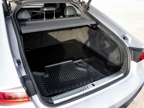 Used 2021 Audi RS 7 Sportback image 53