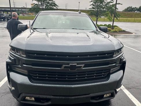 Used 2020 Chevrolet Silverado 1500 RST w/ Texas Edition AWD/4WD image 3