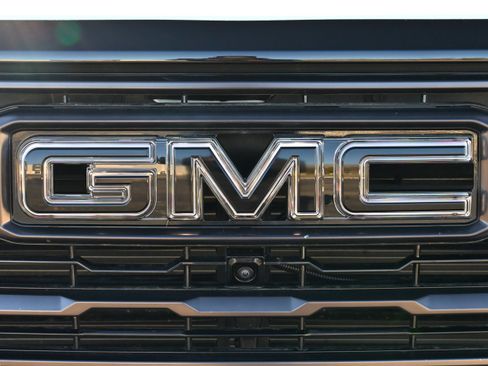Used 2025 GMC Yukon AT4 Ultimate image 53