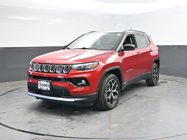 Used 2026 Jeep Compass Limited w/ Mopar All Weather Package AWD/4WD image 6