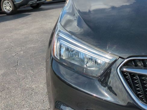 Used 2022 Buick Encore Preferred w/ Safety Package image 10