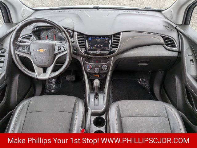 Used 2022 Chevrolet Trax LT w/ Driver Confidence Package AWD/4WD image 14