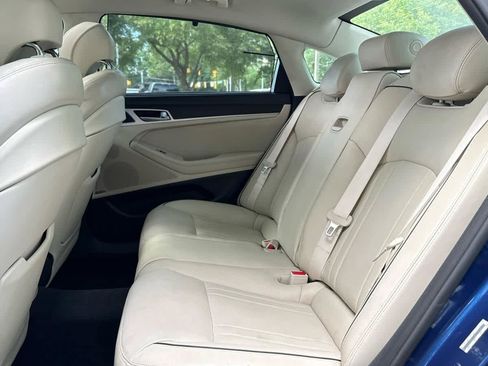 Used 2015 Hyundai Genesis 3.8 w/ Option Group 04 AWD/4WD image 11