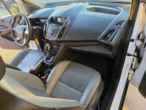 Used 2014 Ford Transit Connect XL image 37
