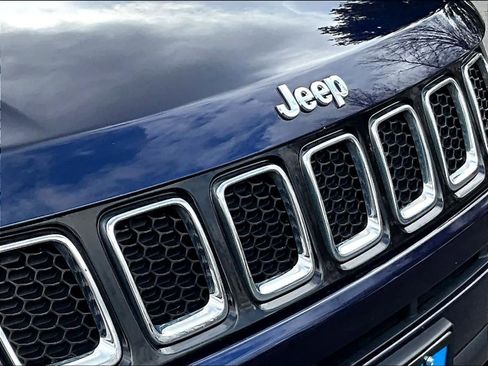 Used 2021 Jeep Compass Latitude w/ Convenience Group AWD/4WD image 31