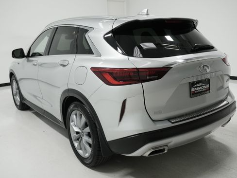 Used 2021 INFINITI QX50 Essential w/ Convenience Package image 6