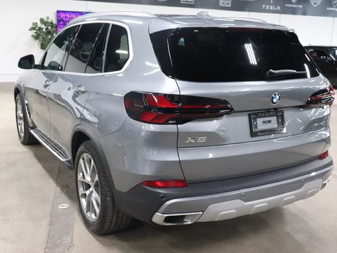 Used 2026 BMW X5 xDrive40i AWD/4WD image 2