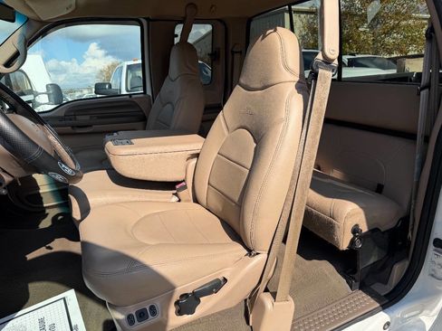 Used 1999 Ford F250 Lariat AWD/4WD image 38