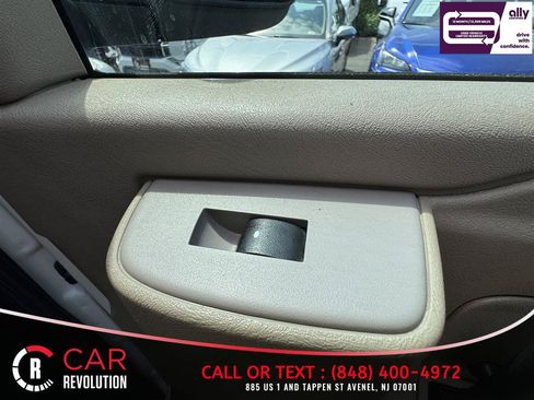 Used 2021 Chevrolet Express 2500 w/ Driver Convenience Package RWD image 36