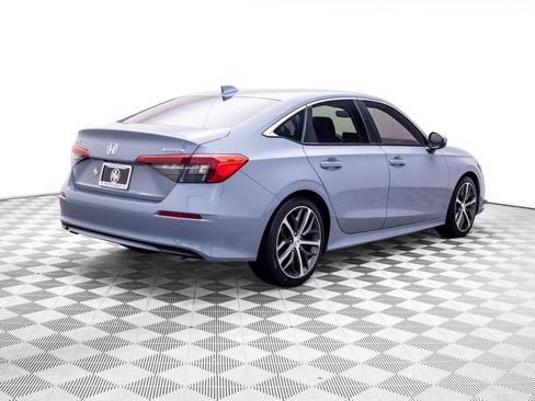 Used 2024 Honda Civic Touring image 5