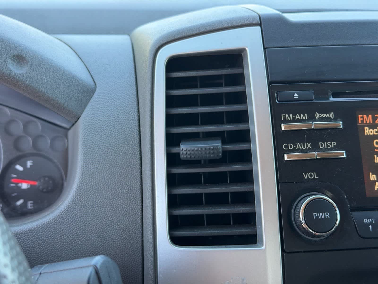Used 2013 Nissan Frontier SV RWD image 21