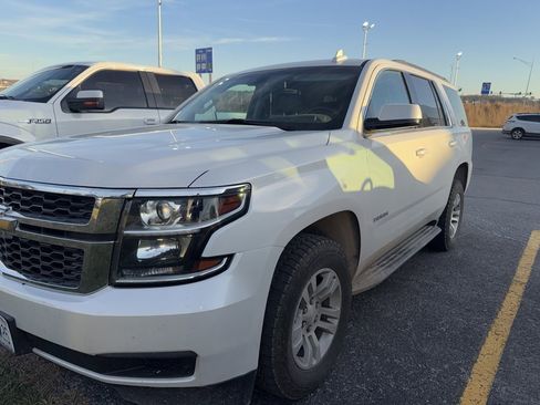 Used 2018 Chevrolet Tahoe LT image 4