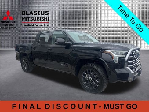 Used 2024 Toyota Tundra Platinum AWD/4WD image 1