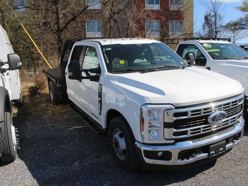 New 2024 Ford F350 XL w/ XL Chrome Package image 2