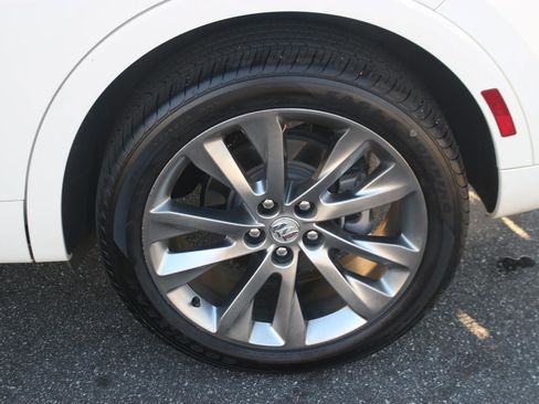 Used 2022 Buick Envision Avenir w/ Safety Package image 39