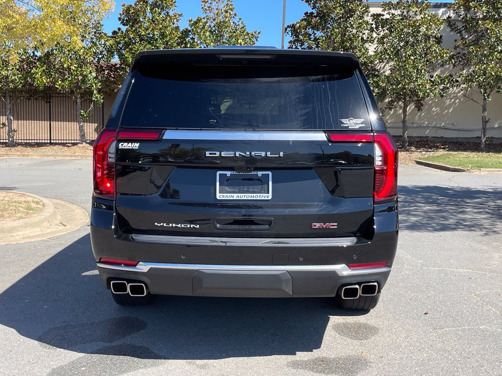 Used 2025 GMC Yukon XL Denali w/ Advanced Technology Package AWD/4WD image 6